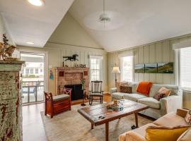 Cozy Beach Getaway ~ 6 Mi to Atlantic City!, hotel em Brigantine