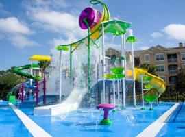 Water Park & Fantastic Pool only Minutes To Walt Disney World's Front Gate!!!, apartmán v rezidenci v Orlandu