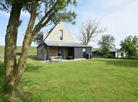 Villa in Friesland near Wadden Coast, hotel in Tzummarum