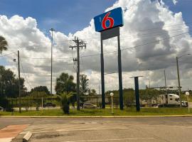 Motel 6 Lake City, FL – Medical Center, hotel v destinaci Lake City