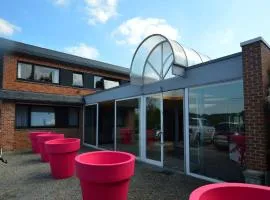 Trooz Villa with Pool & Sauna