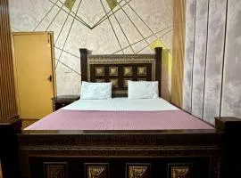 Eden Plus Hotel-Garden Town