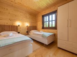 Forest Paradise, шале в городе Ličko Petrovo Selo