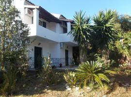 Katerina Apartments, beach rental in Agios Georgios Pagon