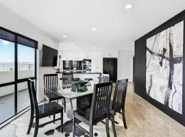 Awesome Designer 3BR Apt in the Heart of Manukau