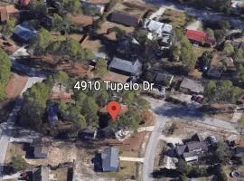 4910 Tupelo Guest House