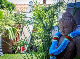 VILLA ZENITH Hostel-LA SURF HOUSE, hotel na praia em Lacanau-Océan