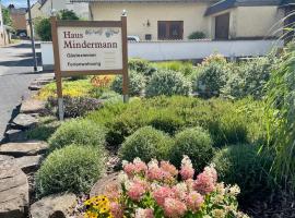 Haus Mindermann, hotel v destinaci Bruttig-Fankel