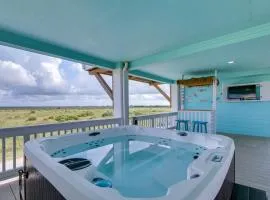 Walk to Beach Home with Hot Tub and Deck in Gilchrist