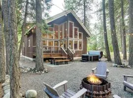 Hot Tub and Game Room Ronald Retreat 2 Mi to Lake!