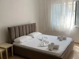 Malaj Holiday House Rental 1