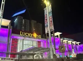Modern Apartment in a High Rise in Karachi - Centrally located