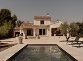 La Villa Des Garrigues, hotel i Mazan