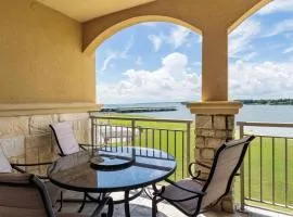 Lakefront Corsicana Condo Pool and Private Balcony!