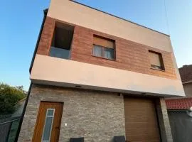 Casa Due
