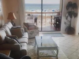 Furnished 3 bed, 3 bath condo on Orange Beach, Beach side