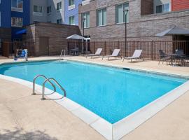 Residence Inn by Marriott Charlotte Airport, hotel i Charlotte