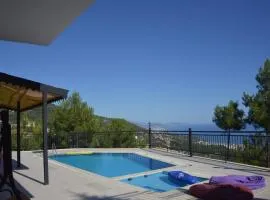 Detached Villa Luxurious and Peaceful Vacation Getaway