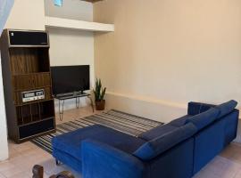 House 3 blocks from downtown, casa de campo em Tepoztl&aacute;n