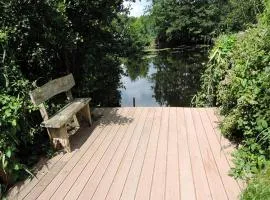 Lakefront Agritourism with Marina Access