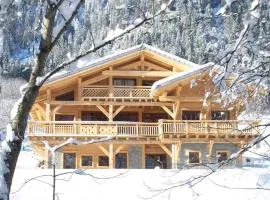 Chalet spacieux à Châtel pour 14 personnes avec sauna - FR-1-676-226