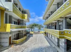 Urbanview Hotel Saikhwan Pantai Sayang Heulang Pameungpeuk Garut by RedDoorz