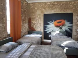 Freo Lodge Boutique Host&egrave;l、フリーマントルのホステル