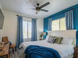 Sunny Getaway ASU & Mill Ave Hot Tub & Gym
