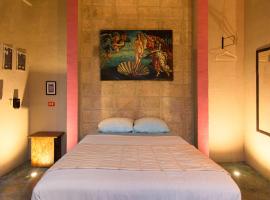 Habitaci&oacute;n frente al mar y alberca，Lerma的有停車位的飯店