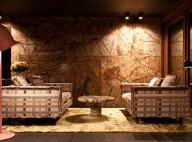 Alexander Charme Hotel, hotel en Teola, Livigno