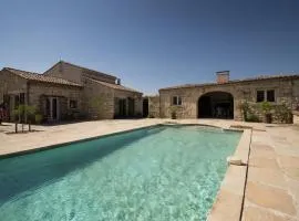 Vineyard Villa in Montfrin