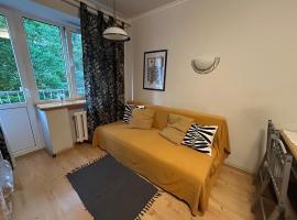 Three Bedroom Stepana Bandery Street, ξενοδοχείο σε Ρίβνε