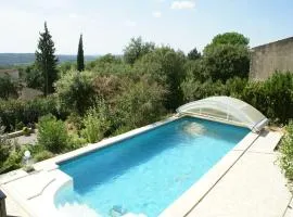 Saint-Maximin Pool & Peace