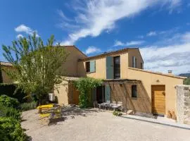 Villa in Malaucène with Mont Ventoux Views