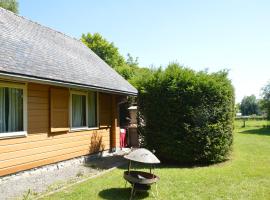 Comfortable Chalet in Ovifat near Ski Lift, cabin in Waimes