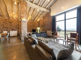 Cozy Fraga Country Escape, villa in Torrente de Cinca