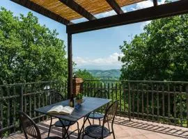 Farmhouse in hilly area in Gubbio with pool