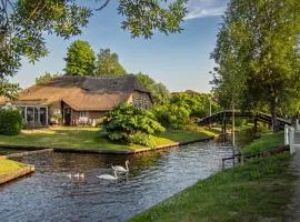 Bed & Wellness Mooi Giethoorn