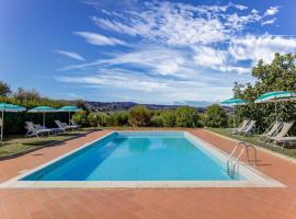 Countryside Holiday Home in Gambassi Terme with Garden – hotel w mieście Querce