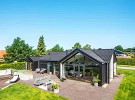 8 person holiday home in Hejls-By Traum