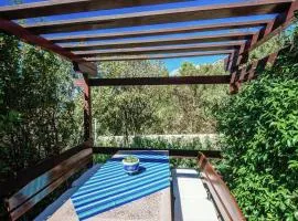 Modern Apartment in Starigrad Paklenica with Barbecue