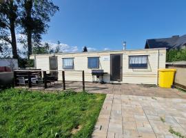 Przyczepa holenderska ROCO, Hotel in Rewa