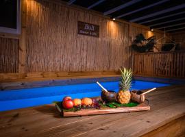 bali carmel zimmer & spa, spa hotel in Dāliyat el Karmil