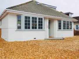 Beach Retreat luxury home just 2 minutes walk to the beach