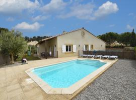 Comfortable villa with jacuzzi, hotel v destinaci Montbrun-des-Corbières