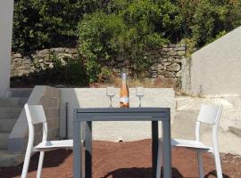 Le Mazet du Salagou, prázdninový dům v destinaci Clermont-lʼHérault