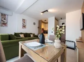 Crystal Luxury Apartments