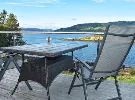 8 person holiday home in TORVIKBUKT
