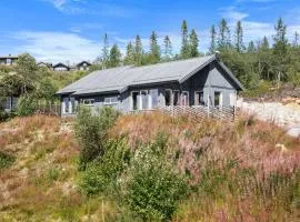 Modern Family Cabin at Norefjell - Views and Hiking