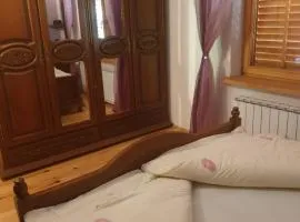 Kuca Doona
